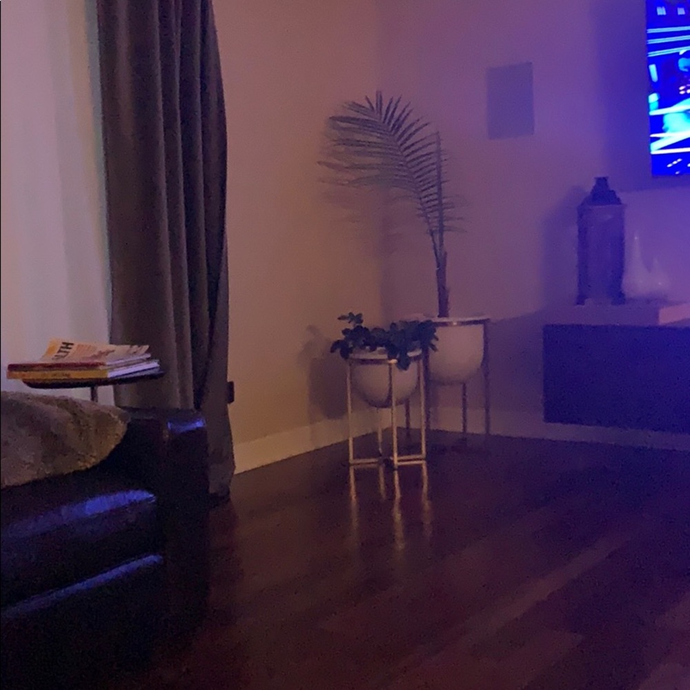 Meet your Posher, Ola